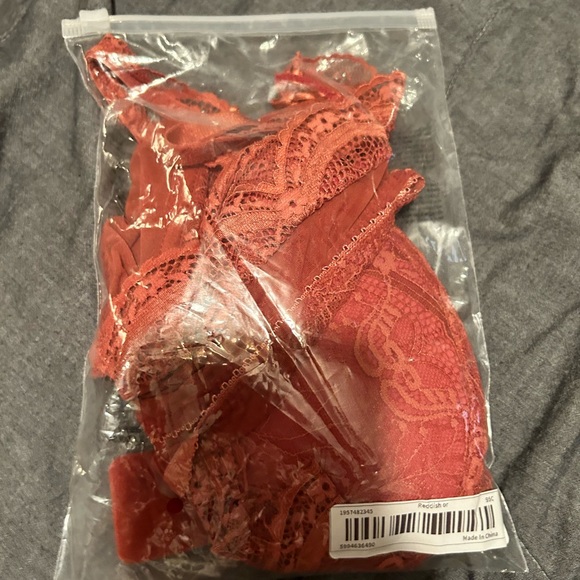 Sexy bra n panty set - Picture 8 of 12